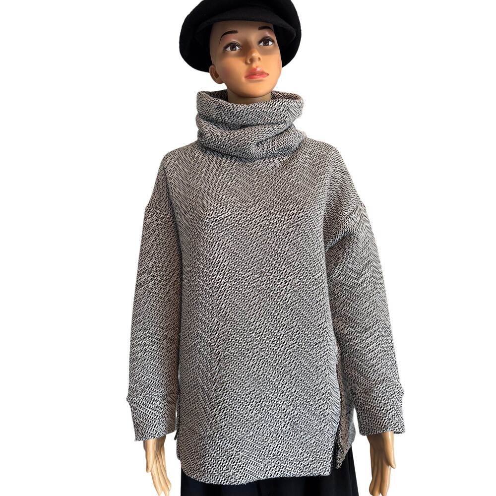 GapFit Quilted Funnel Neck Side Zip Pullover